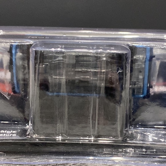 GreenLight | Gone in 60 Seconds: 1995 Jeep Cherokee - 1:64 Scale Die-Cast - Picture 11 of 11